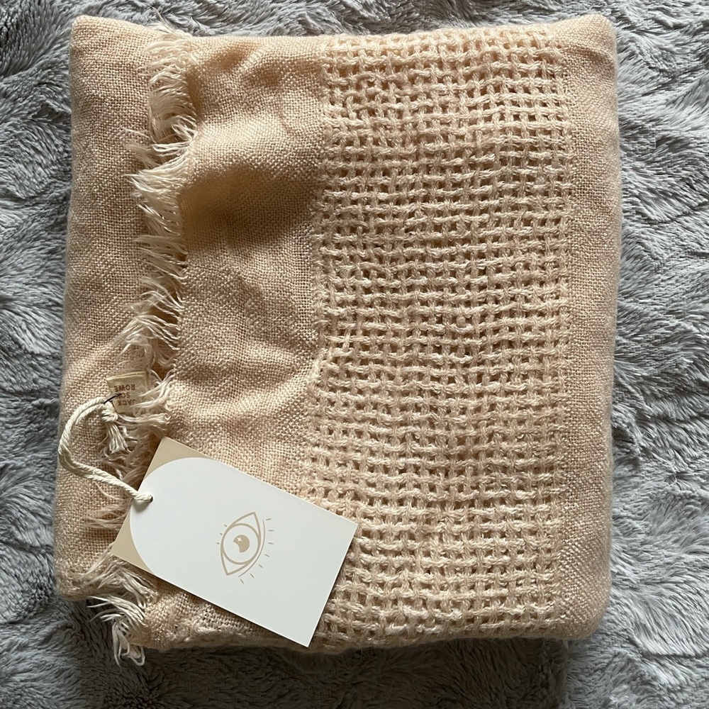 XL Scarf - Ecru - Picture 3 of 3